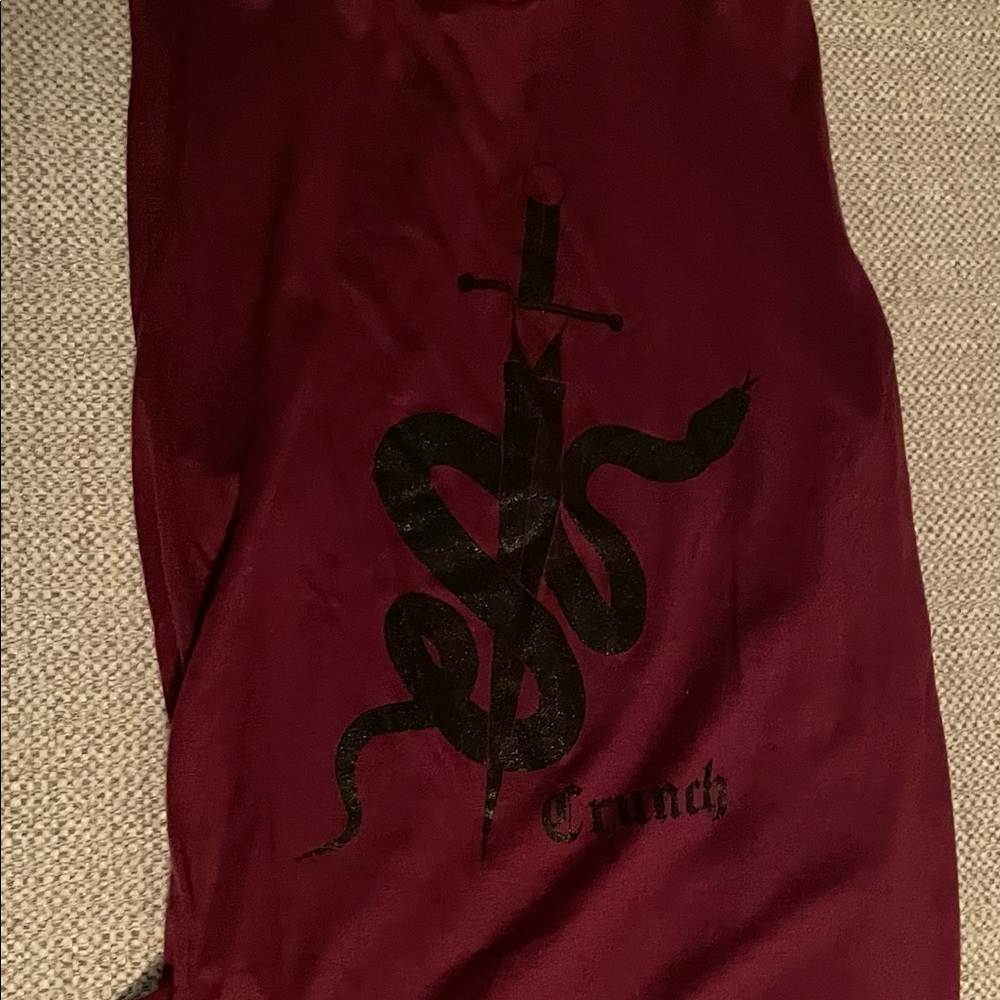 Crunch attire for Crunch gym people. These are in great condition.